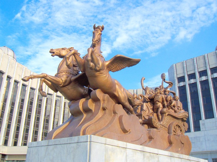 North_Korea-Pyongyang-Mangyongdae_Childrens_Palace-02