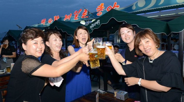 pyongyang-beer-festival-3-900x500